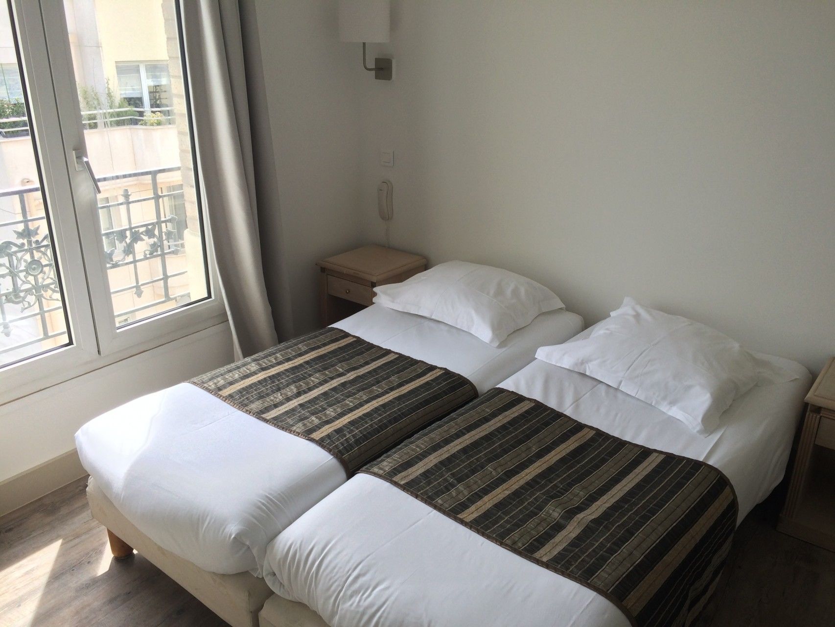 Hotel Korner Eiffel Париж Экстерьер фото